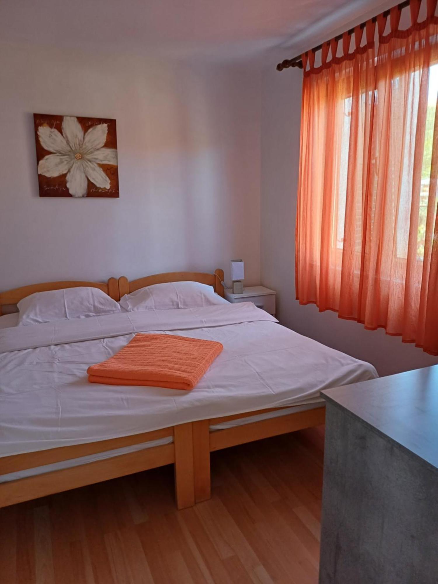 Apartments Lana Pula Exterior photo